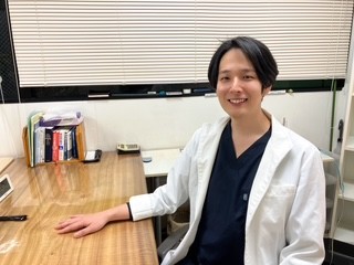 理事長 小吉 伸治